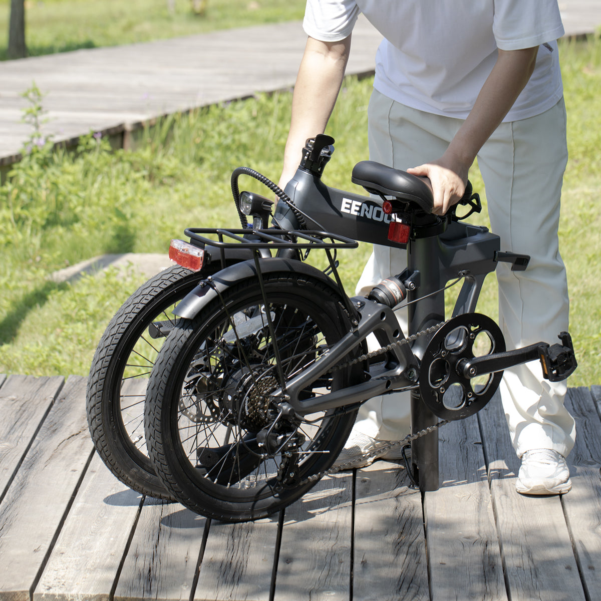 EENOUR電動アシスト自転車C1
